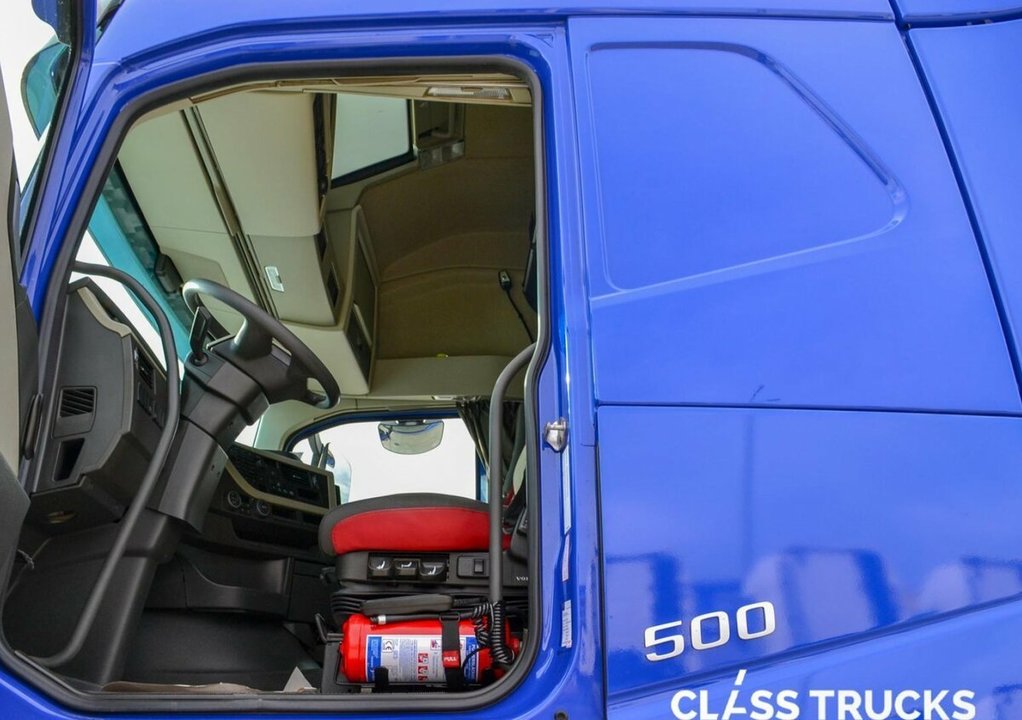 Volvo FH, 2017 год, 6 240 000 рублей, 15 фотография