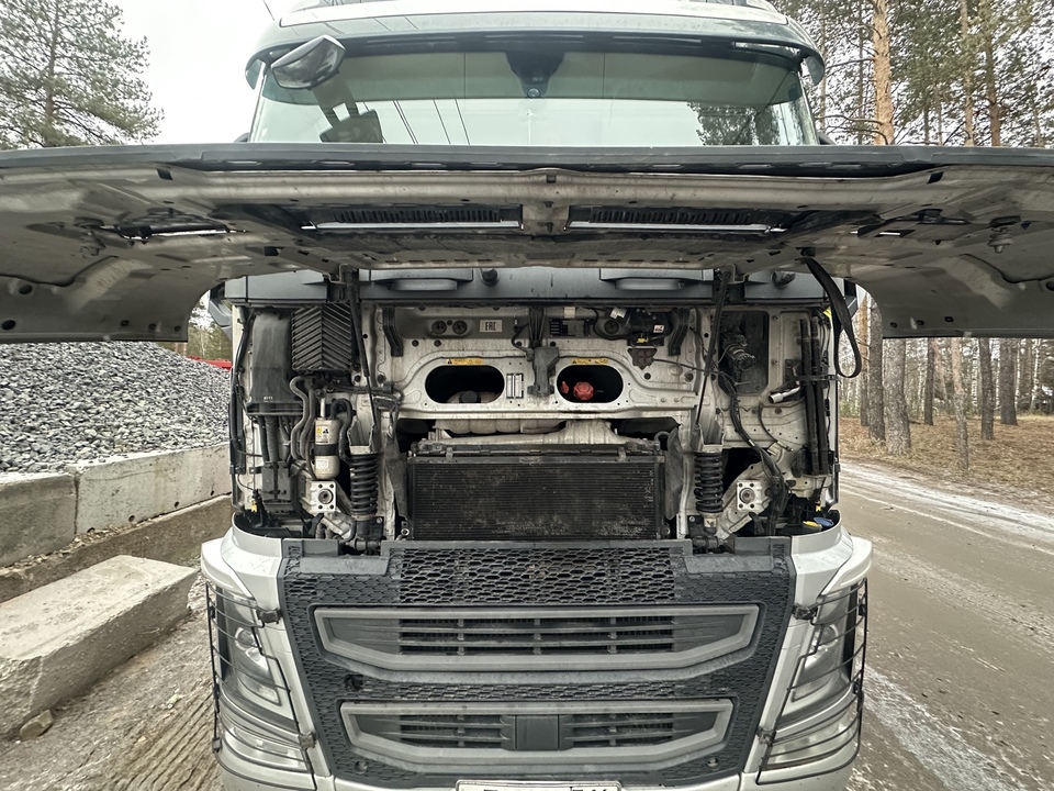 Volvo FH, 2019 год, 9 990 000 рублей, 9 фотография