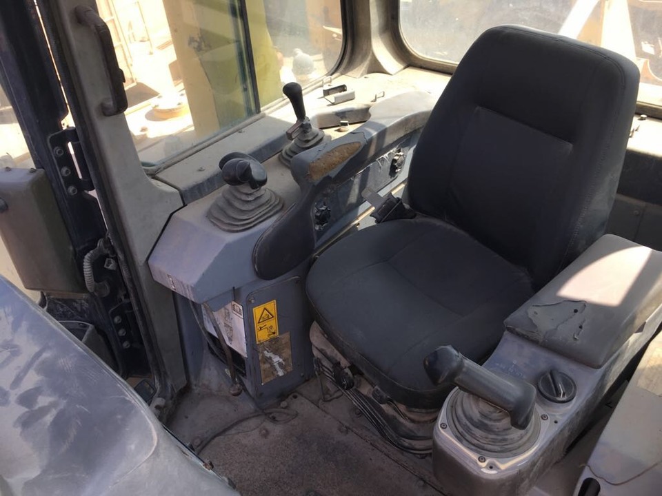 Komatsu D375, 2013 год, 29 000 000 рублей, 14 фотография