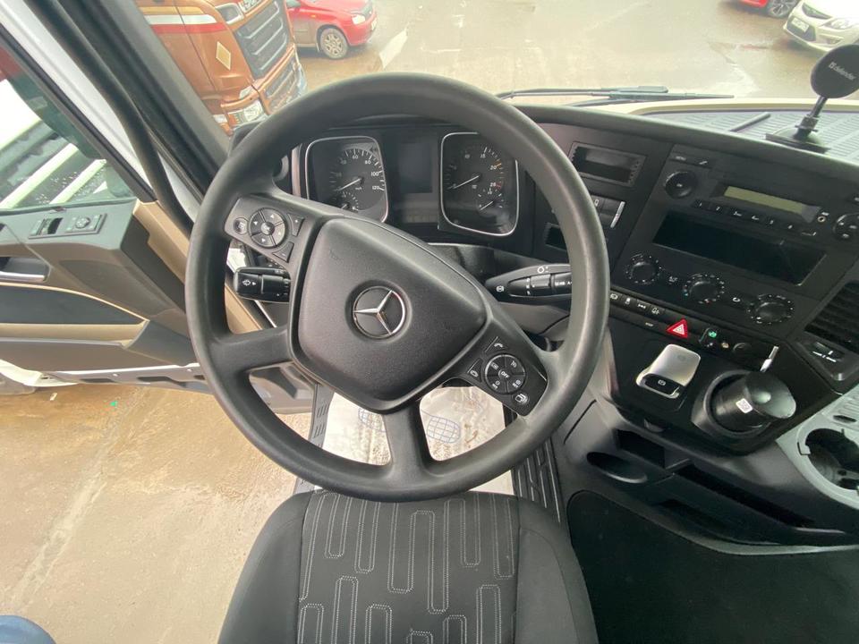 Mercedes-Benz Actros, 2020 год, 6 995 000 рублей, 17 фотография