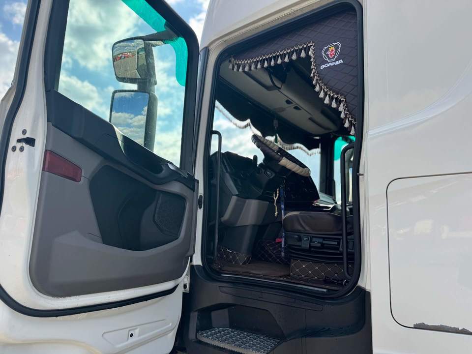 Scania R-Series, 2019 год, 6 190 000 рублей, 12 фотография