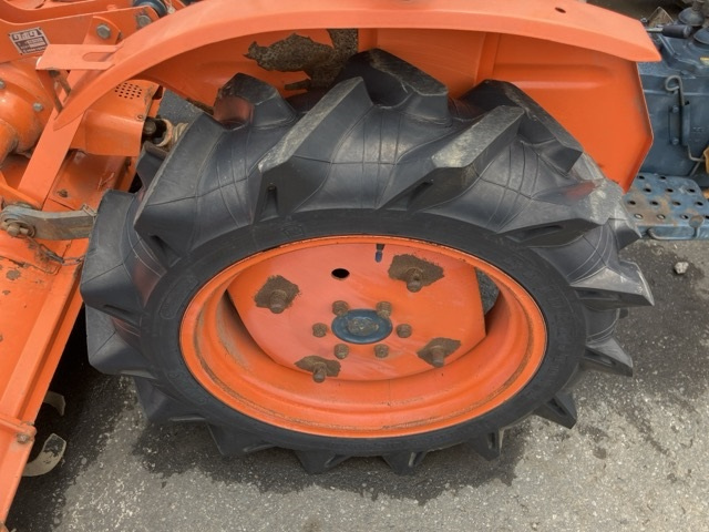 Kubota L1802, 1985 год, 667 000 рублей, 9 фотография