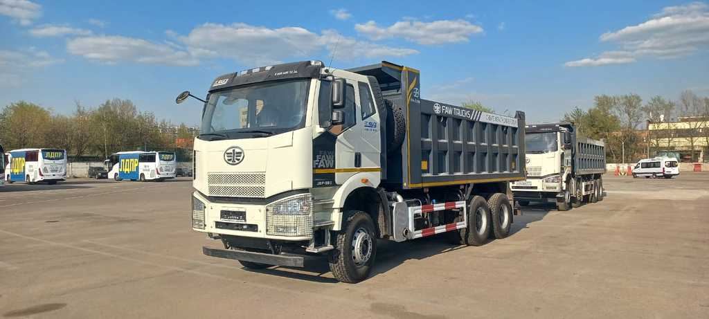 FAW J6 CA3250, 2023 год, 8 050 000 рублей, 1 фотография