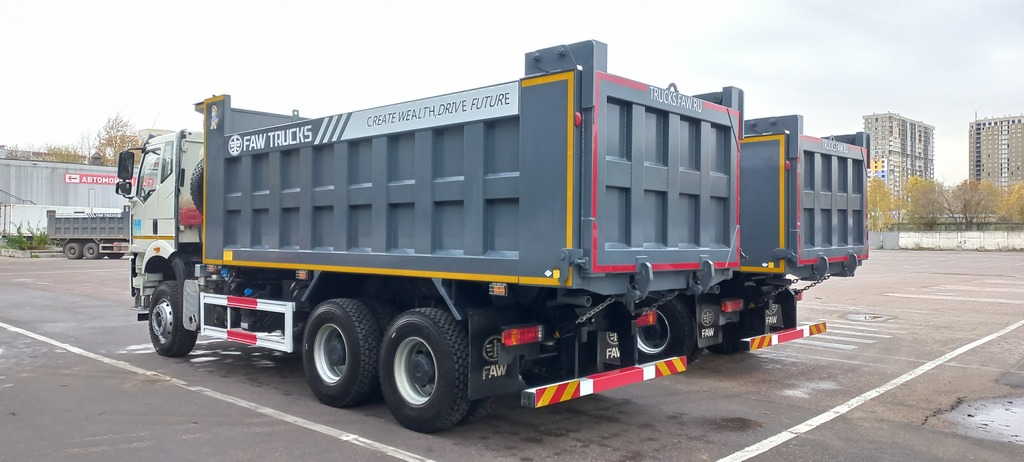 FAW J6 CA3250, 2023 год, 7 780 000 рублей, 3 фотография