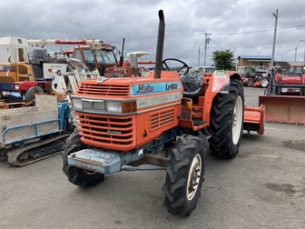 Kubota L1, 1991 год, 1 217 000 рублей, 1 фотография