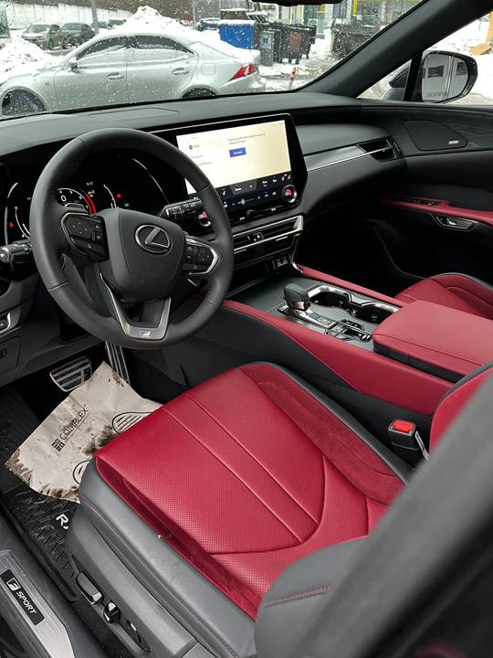 Lexus RX IV рестайлинг, 2023 год, 10 500 000 рублей, 14 фотография