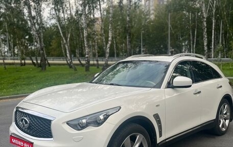 Infiniti FX II, 2010 год, 2 260 000 рублей, 1 фотография