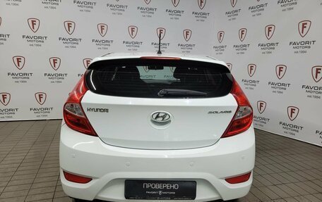 Hyundai Solaris II рестайлинг, 2014 год, 860 000 рублей, 3 фотография