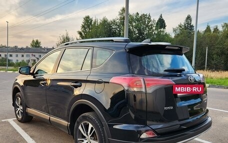 Toyota RAV4, 2016 год, 2 600 000 рублей, 6 фотография