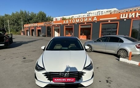 Hyundai Sonata VIII, 2022 год, 3 472 000 рублей, 4 фотография