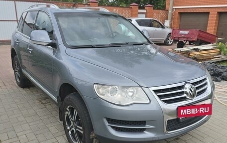 Volkswagen Touareg III, 2009 год, 1 500 000 рублей, 2 фотография