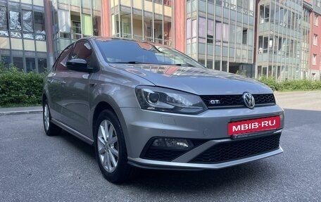 Volkswagen Polo VI (EU Market), 2018 год, 1 530 000 рублей, 2 фотография