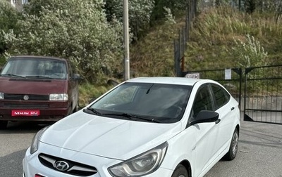 Hyundai Solaris II рестайлинг, 2012 год, 670 000 рублей, 1 фотография