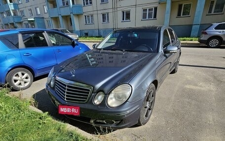 Mercedes-Benz E-Класс, 2007 год, 950 000 рублей, 1 фотография