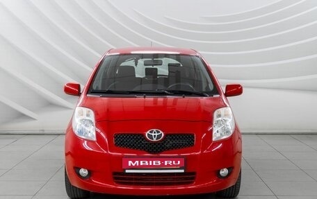 Toyota Yaris III рестайлинг, 2007 год, 803 000 рублей, 2 фотография