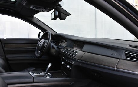 BMW 7 серия, 2011 год, 1 820 000 рублей, 8 фотография