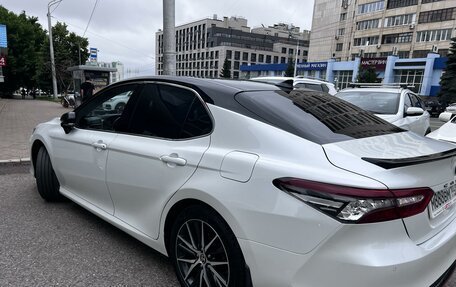 Toyota Camry, 2021 год, 3 520 000 рублей, 8 фотография