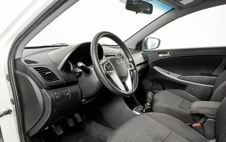 Hyundai Solaris II рестайлинг, 2012 год, 820 000 рублей, 16 фотография