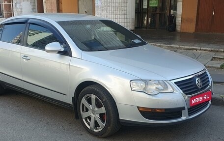 Volkswagen Passat B6, 2007 год, 650 000 рублей, 1 фотография