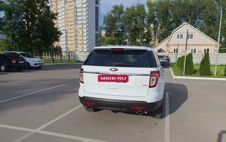 Ford Explorer VI, 2015 год, 2 450 000 рублей, 5 фотография