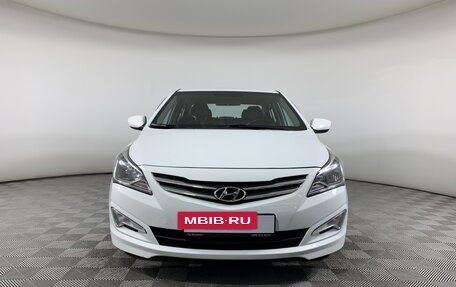 Hyundai Solaris II рестайлинг, 2015 год, 1 195 000 рублей, 2 фотография