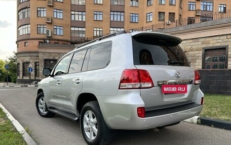 Toyota Land Cruiser 200, 2010 год, 3 300 000 рублей, 6 фотография