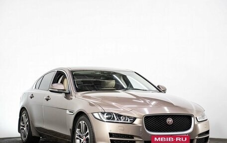 Jaguar XE I рестайлинг, 2016 год, 1 899 000 рублей, 3 фотография