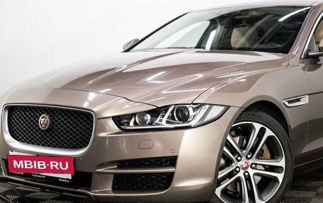 Jaguar XE I рестайлинг, 2016 год, 1 899 000 рублей, 7 фотография