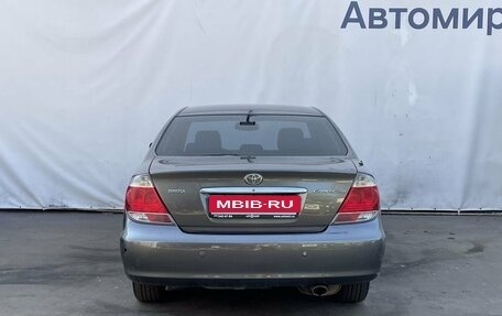 Toyota Camry V40, 2005 год, 1 000 000 рублей, 6 фотография