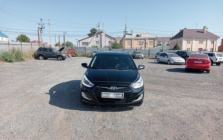 Hyundai Solaris II рестайлинг, 2013 год, 890 000 рублей, 3 фотография