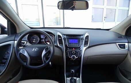 Hyundai i30 II рестайлинг, 2013 год, 1 050 000 рублей, 8 фотография