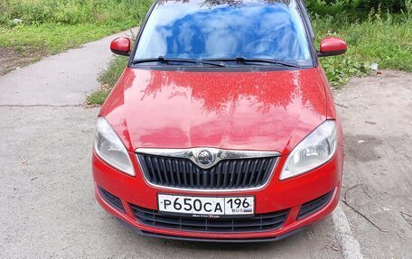 Skoda Fabia II, 2013 год, 700 000 рублей, 1 фотография