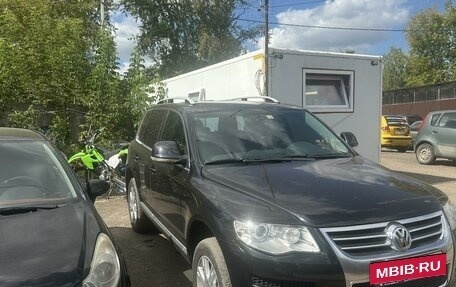 Volkswagen Touareg III, 2008 год, 2 099 999 рублей, 2 фотография