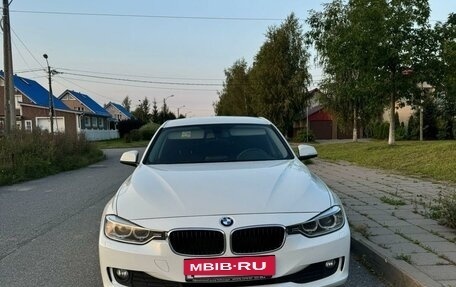 BMW 3 серия, 2014 год, 1 550 000 рублей, 2 фотография