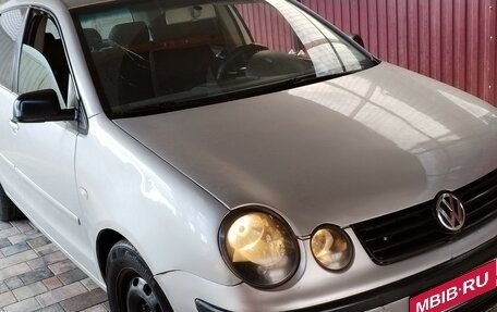 Volkswagen Polo IV рестайлинг, 2002 год, 350 000 рублей, 2 фотография