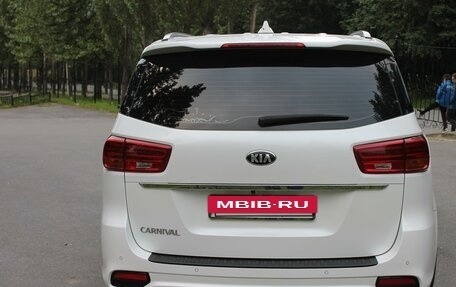 KIA Carnival III, 2019 год, 3 380 000 рублей, 11 фотография