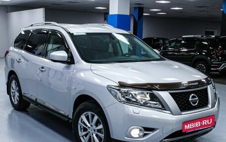 Nissan Pathfinder, 2014 год, 2 398 000 рублей, 7 фотография