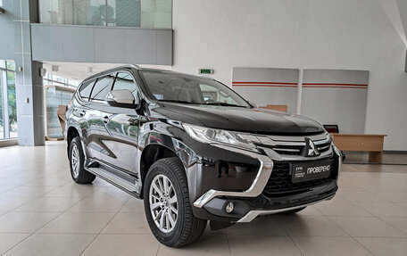 Mitsubishi Pajero Sport III рестайлинг, 2018 год, 3 262 000 рублей, 3 фотография