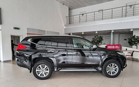 Mitsubishi Pajero Sport III рестайлинг, 2018 год, 3 262 000 рублей, 4 фотография