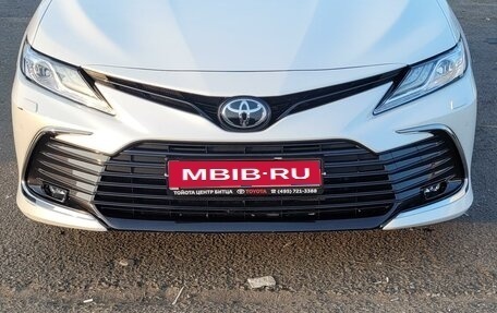 Toyota Camry, 2021 год, 3 640 000 рублей, 1 фотография