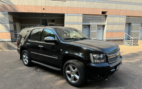 Chevrolet Tahoe III, 2013 год, 3 300 000 рублей, 2 фотография