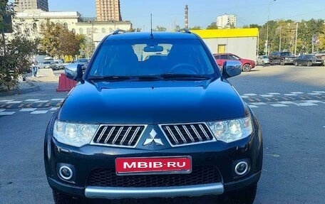 Mitsubishi Pajero Sport II рестайлинг, 2012 год, 1 860 000 рублей, 1 фотография