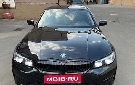 BMW 3 серия, 2021 год, 3 350 000 рублей, 3 фотография