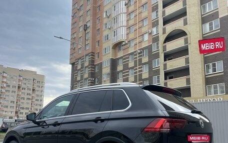 Volkswagen Tiguan II, 2017 год, 2 960 000 рублей, 2 фотография