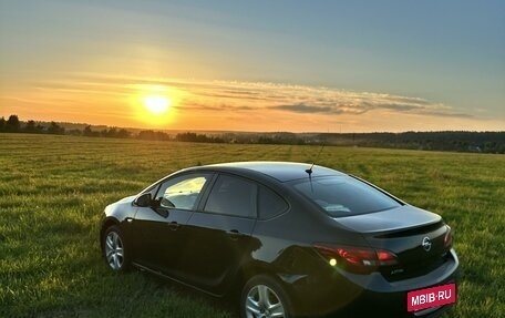 Opel Astra J, 2012 год, 800 000 рублей, 12 фотография