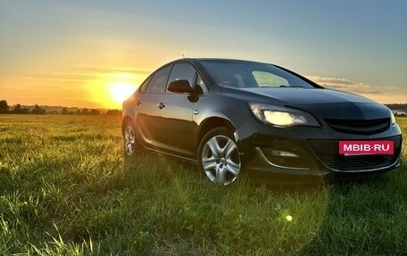 Opel Astra J, 2012 год, 800 000 рублей, 17 фотография