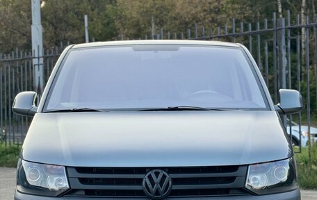 Volkswagen Caravelle T5, 2011 год, 2 495 000 рублей, 3 фотография