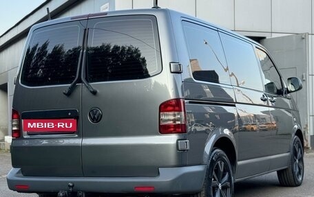 Volkswagen Caravelle T5, 2011 год, 2 495 000 рублей, 8 фотография