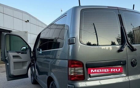 Volkswagen Caravelle T5, 2011 год, 2 495 000 рублей, 11 фотография