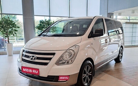 Hyundai H-1 II рестайлинг, 2016 год, 2 865 000 рублей, 1 фотография